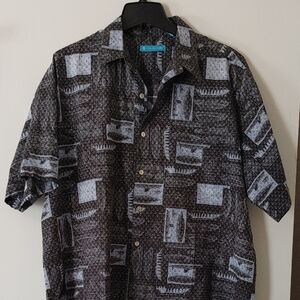 Tori Richard Black and Gray Geometric Casual Shirt